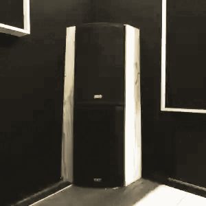 Altavoces FBT del DJ Box